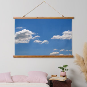 Tapiz Con Marco De Madera Nubes blancas del cielo azul