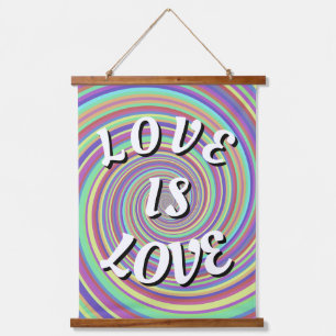 Tapiz Con Marco De Madera Orgullo Love Is Love