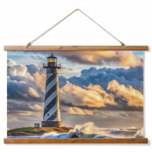 Paisaje marino de faro dramático con olas tormento