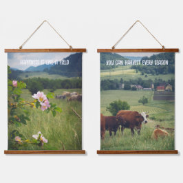 Tapiz Con Marco De Madera Paisaje rural con rosas y vacas silvestres