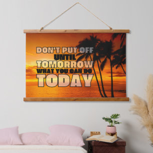 Tapiz Con Marco De Madera Palm beach ocean sunset   frase motivadora