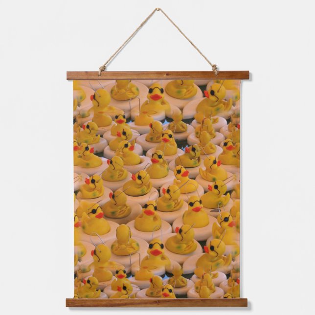 Tapiz Con Marco De Madera Patos de goma amarillos (Anverso)