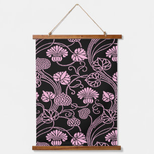 Tapiz Con Marco De Madera Patrón floral retro rosa sobre negro