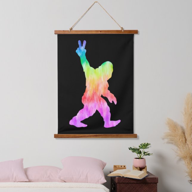 Tapiz Con Marco De Madera Peace Love Bigfoot (Dormitorio)