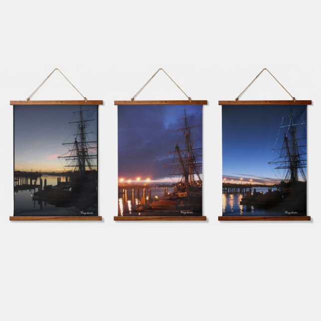 Tapiz Con Marco De Madera Peregrino al amanecer (Triple)