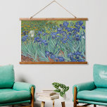 Tapiz Con Marco De Madera Pintura de flores de arte floral vintage de los ir<br><div class="desc">Hermosa tapicería de madera con manchas, con un bonito y colorido aceite de época sobre pintura de lona, de Vincent van Gogh, de iris y flores de temporada en un jardín. Hermosas obras de arte para los amantes de las flores / flores / naturaleza / arte vintage y los conocedores...</div>