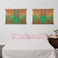 pintura de un campo verde con un borde naranja