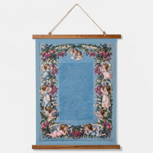 Tapiz Con Marco De Madera Querubines Victorianos de Fuchsia Bordado en Mader