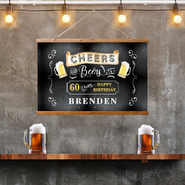 Tapiz Con Marco De Madera Saludos y cervezas para fiesta de cumpleaños de 60
