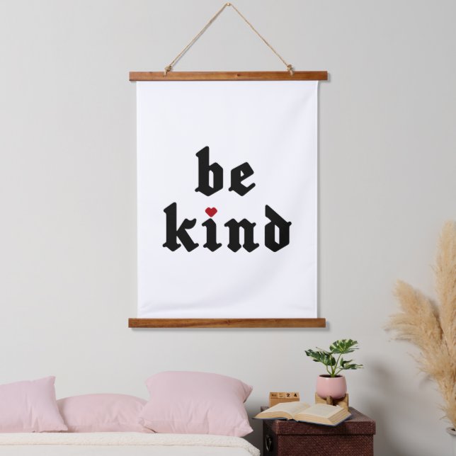 Tapiz Con Marco De Madera Ser amable - Mensaje positivo simple (Dormitorio)