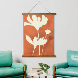 Tapiz Con Marco De Madera Silueta floral de Cosmos con fondo naranja