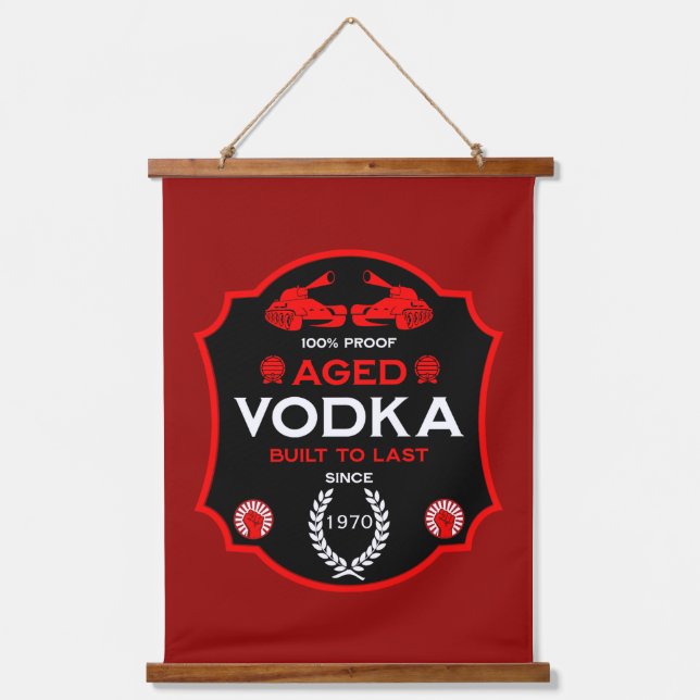 Tapiz Con Marco De Madera Sobre La Colina En Vodka Drinker (Anverso)