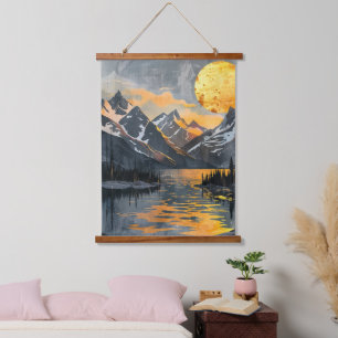 Tapiz Con Marco De Madera Sol Dorado sobre montañas nevadas - El Bosque Boho