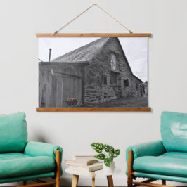 Tapiz Con Marco De Madera Susurros del pasado