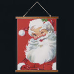 Tapiz Con Marco De Madera Vintage Navidad Santa Claus, jolly y Winking<br><div class="desc">Diseño de vacaciones de Navidades de ilustracion de época con un feliz y alegre Santa Claus usando un gorra y guiñando el ojo como si tuviera un secreto. Ho,  ho,  ho,  ¡Feliz Navidad!</div>
