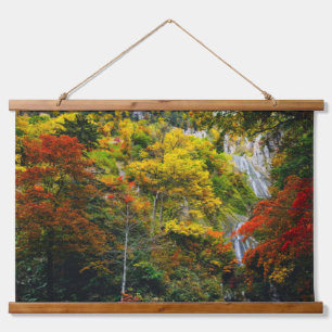Tapiz Con Marco De Madera Vista pintoresca del otoño de Hagoromo Falls Hokka