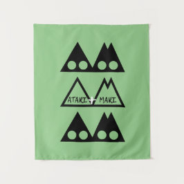 Tapiz con tres logotipos ATARI+MARI