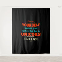 Criaturas míticas del caballo de unicornio Pony Un