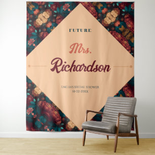 Tapiz Dark Rich Floral Tema Bridal Shower