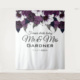 Tapiz de boda floral blanco y ciruela oscura moder