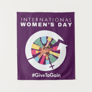 Tapiz Día Internacional de la Mujer 2026 Dar para Ganar