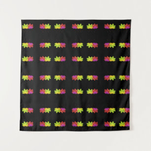 TAPIZ DISEÑO DE HOJAS BAJO EL NEGRO