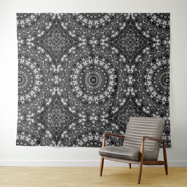 Tapiz Diseño Geométrico Mandala Blanco y Negro (In situ (horizontal))