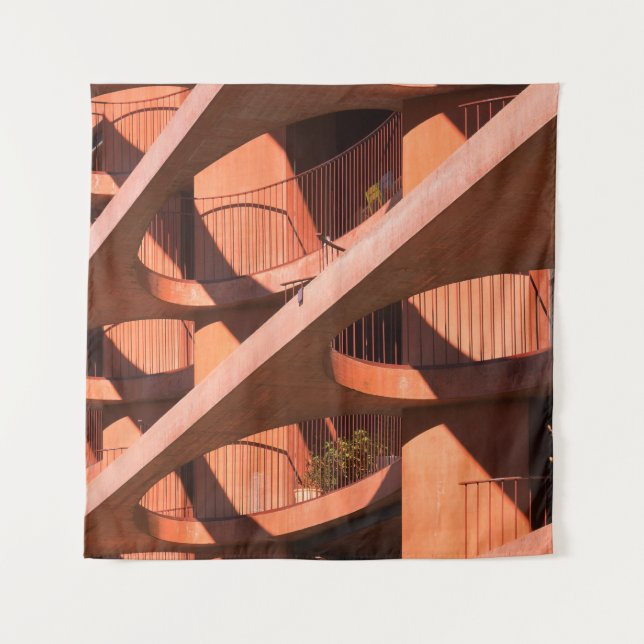 TAPIZ EDIFICIO DE CONCRETO DE PINTURA MARRÓN (Anverso)