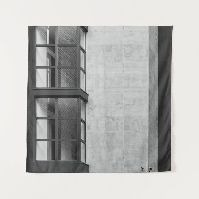 TAPIZ EDIFICIO DE CONCRETO GRIS CON VENTANA DE VIDRIO (Anverso)