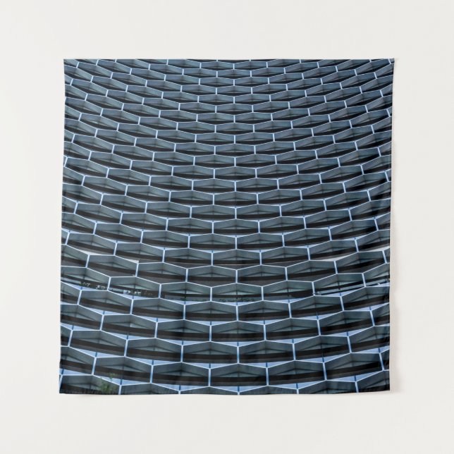 Tapiz Edificio gris bajo cielo azul claro (Anverso)