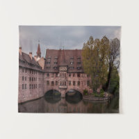 Edificio histórico al atardecer en Nuremberg, Alem