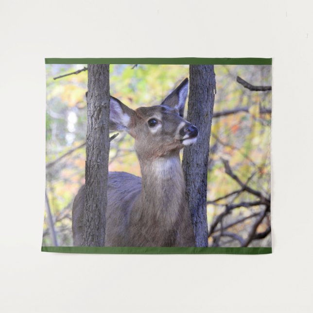 Tapiz El ciervo de cola blanca en los árboles (Anverso (horizontal))