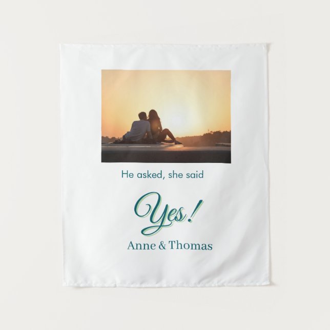 Tapiz Él preguntó ella dijo que sí foto comprometida azu (Anverso)
