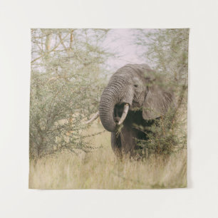 TAPIZ ELEFANTE COMIENDO UN ÁRBOL