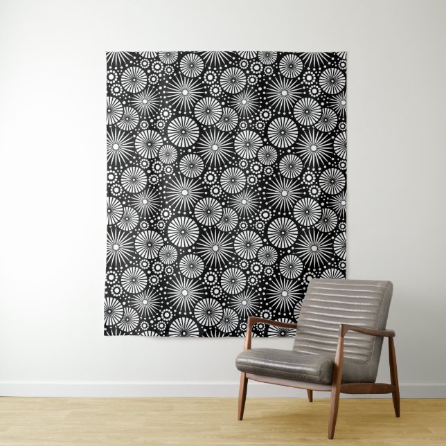 Tapiz Elegant Black White Geometric Flowers Starburst (In situ)