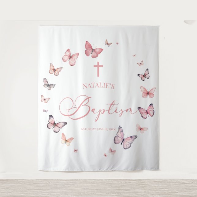 Tapiz Elegante bautismo de mariposa rosa suave (Anverso)