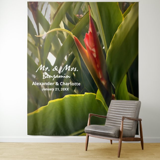 Tapiz Elegante Booth Flower Photo Backdrop (In situ)