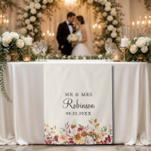 Elegante corredor de mesa de flores para boda en c