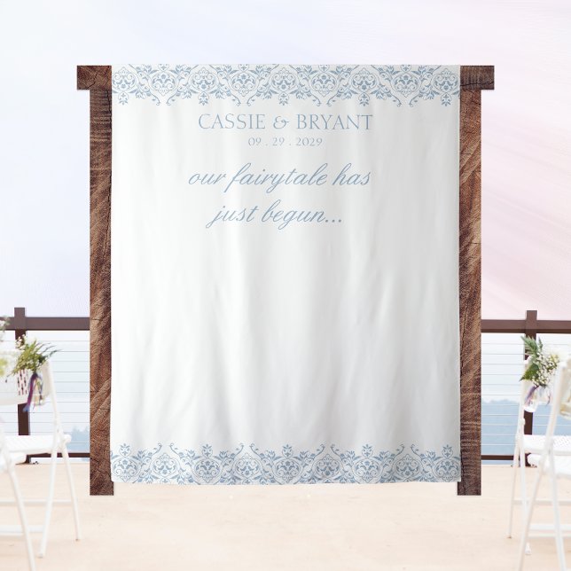 Tapiz Elegante escenario Boda azul y blanco (elegant blue and white wedding tapestry backdrop with personalized saying bride groom names and date)