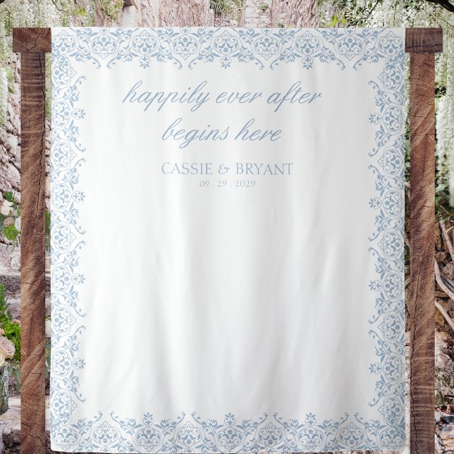 Tapiz Elegante escenario Boda azul y blanco (elegant happily ever after personalized wedding tapestry backdrop blue and white bride groom names)