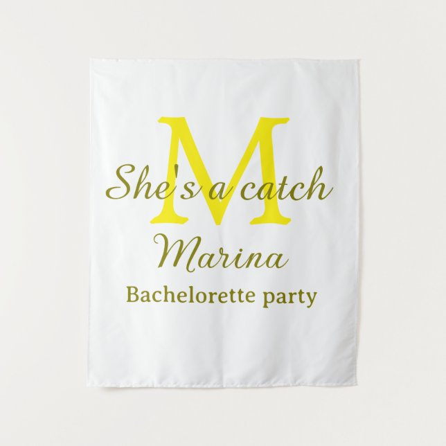 Tapiz Es una fiesta de soltera con monograma amarillo (Anverso)