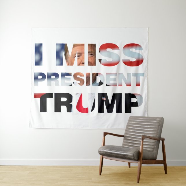Tapiz Extraño Al Presidente Trump (In situ (horizontal))