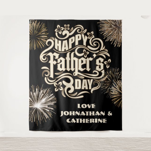 Tapiz Feliz Día del Padre como telón de fondo de la fami (Anverso)