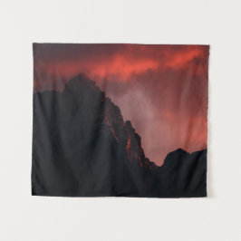 Tapiz Fiebre puesta de sol en las montañas