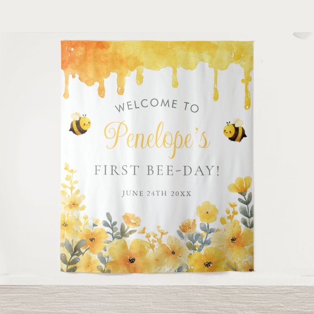 Tapiz First Bee Day Birthday Photo Backdrop (Anverso)