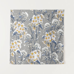 Tapiz Florecimiento del Invierno: Delicado Patrón Floral