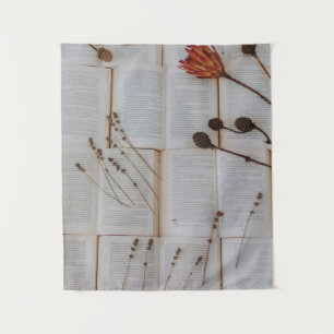 Tapiz Flores secas en los libros