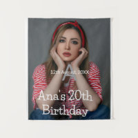Fotografía monograma feliz 20 cumpleaños gris blan