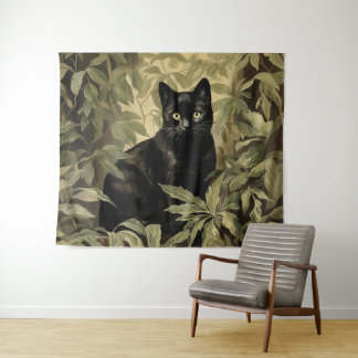 Tapiz Gato negro en un bosque exuberante