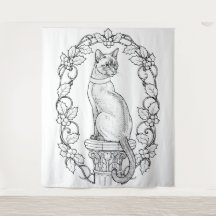 Gato Orgulloso en Columna Clásica con Acebo